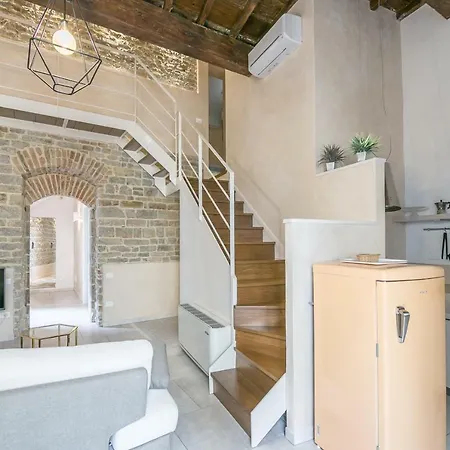 Historical Stone House, In The Amazing Centre Of Florence! Apartamento *