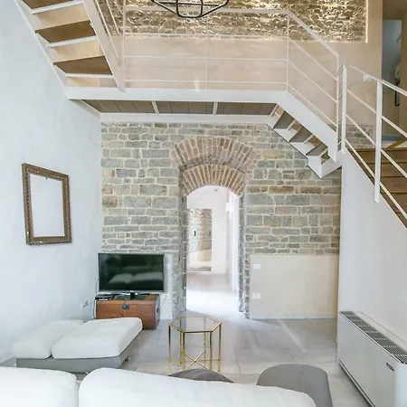 Historical Stone House, In The Amazing Centre Of Florence! Apartamento *